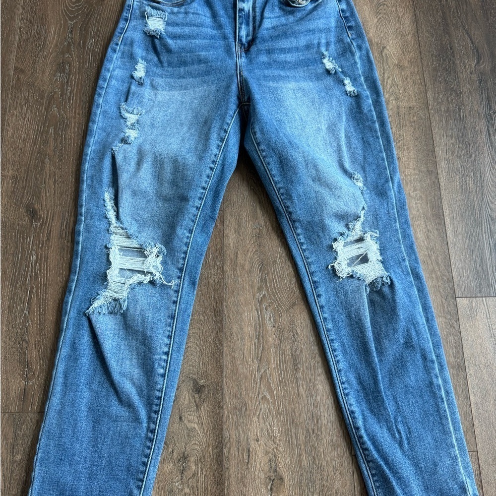 Wax Jeans. Women’s size 7/28. Great stretch! Very cute jeans. - Picture 2 of 7